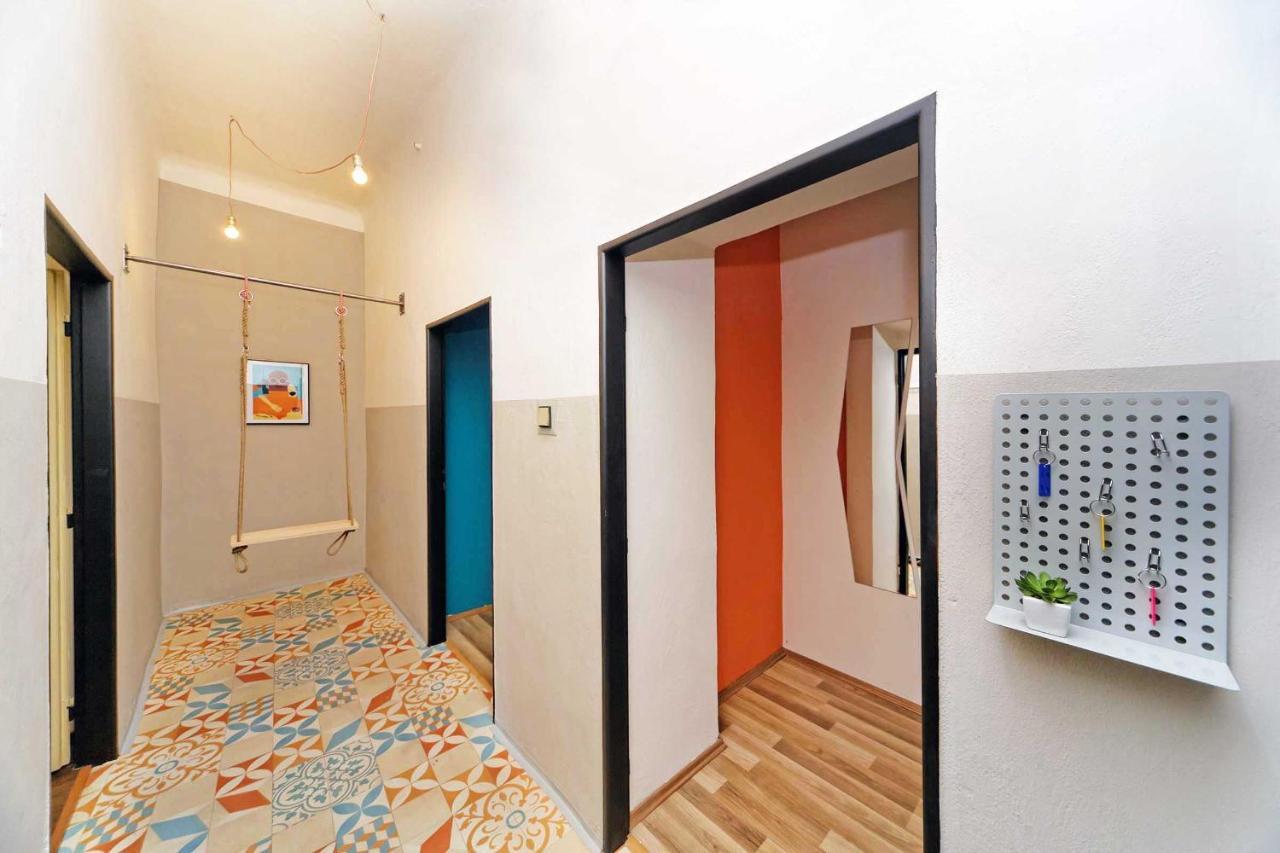 Jiriho Z Podebrad Apartment