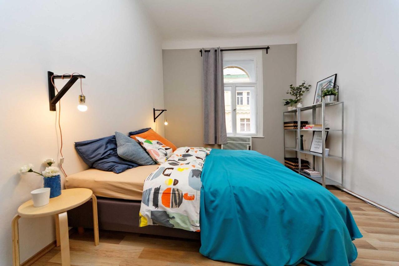 Jiriho Z Podebrad Apartment