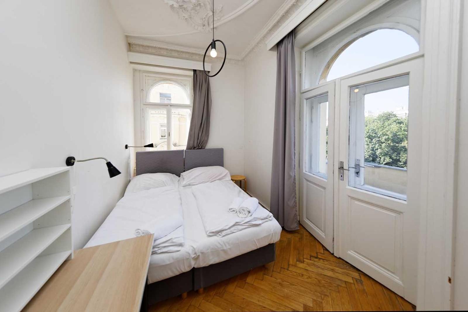 Jiriho Z Podebrad Apartment *