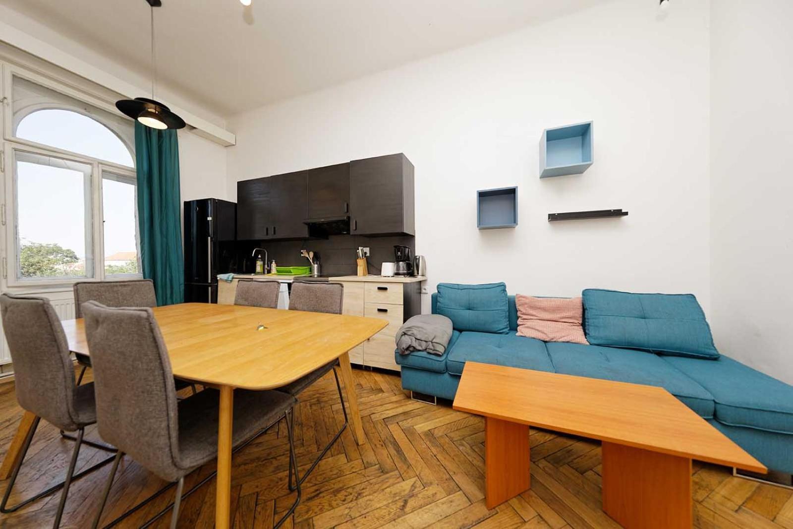 Jiriho Z Podebrad Apartment *